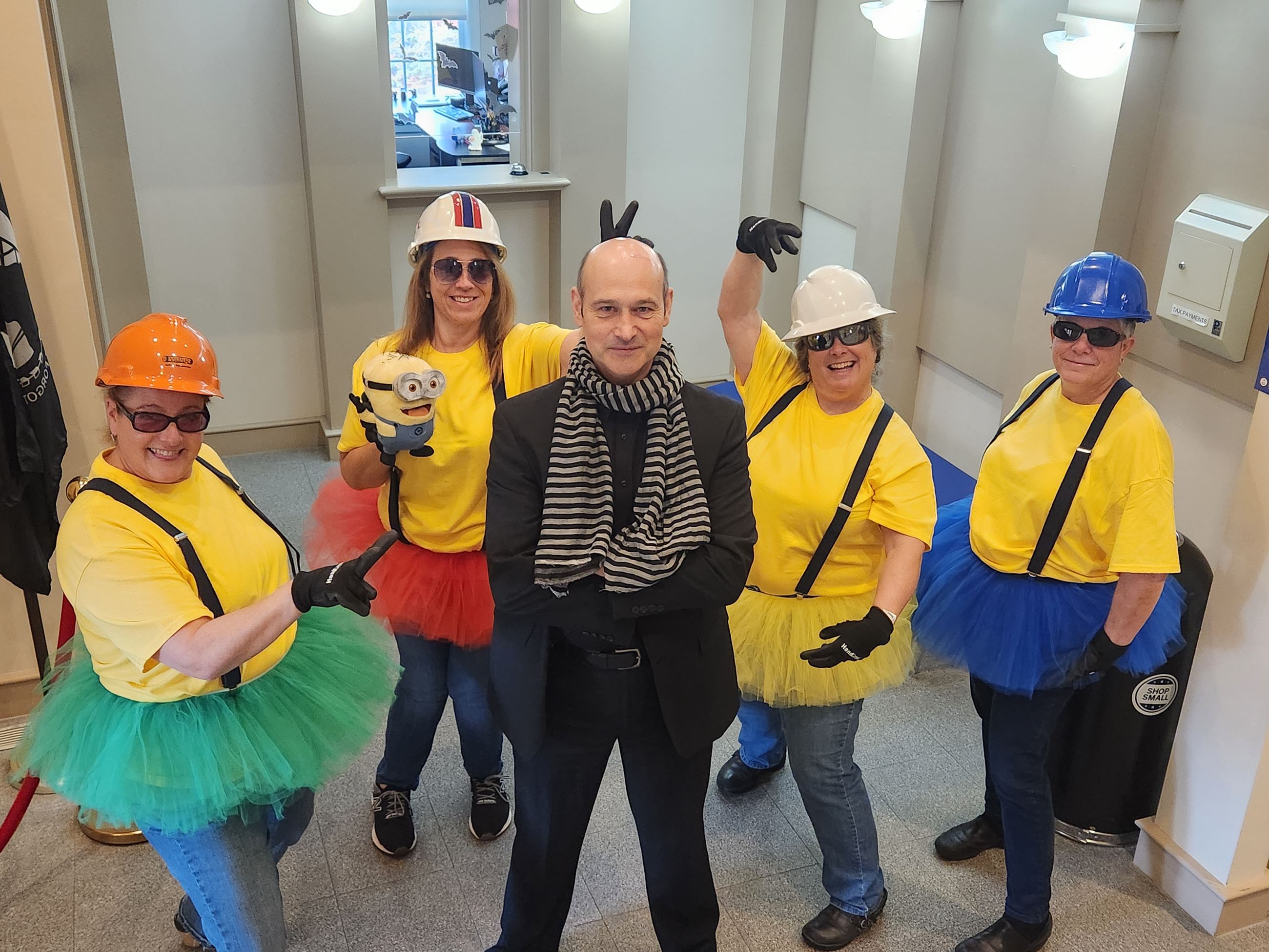 Team Theme - Gru And The Minions