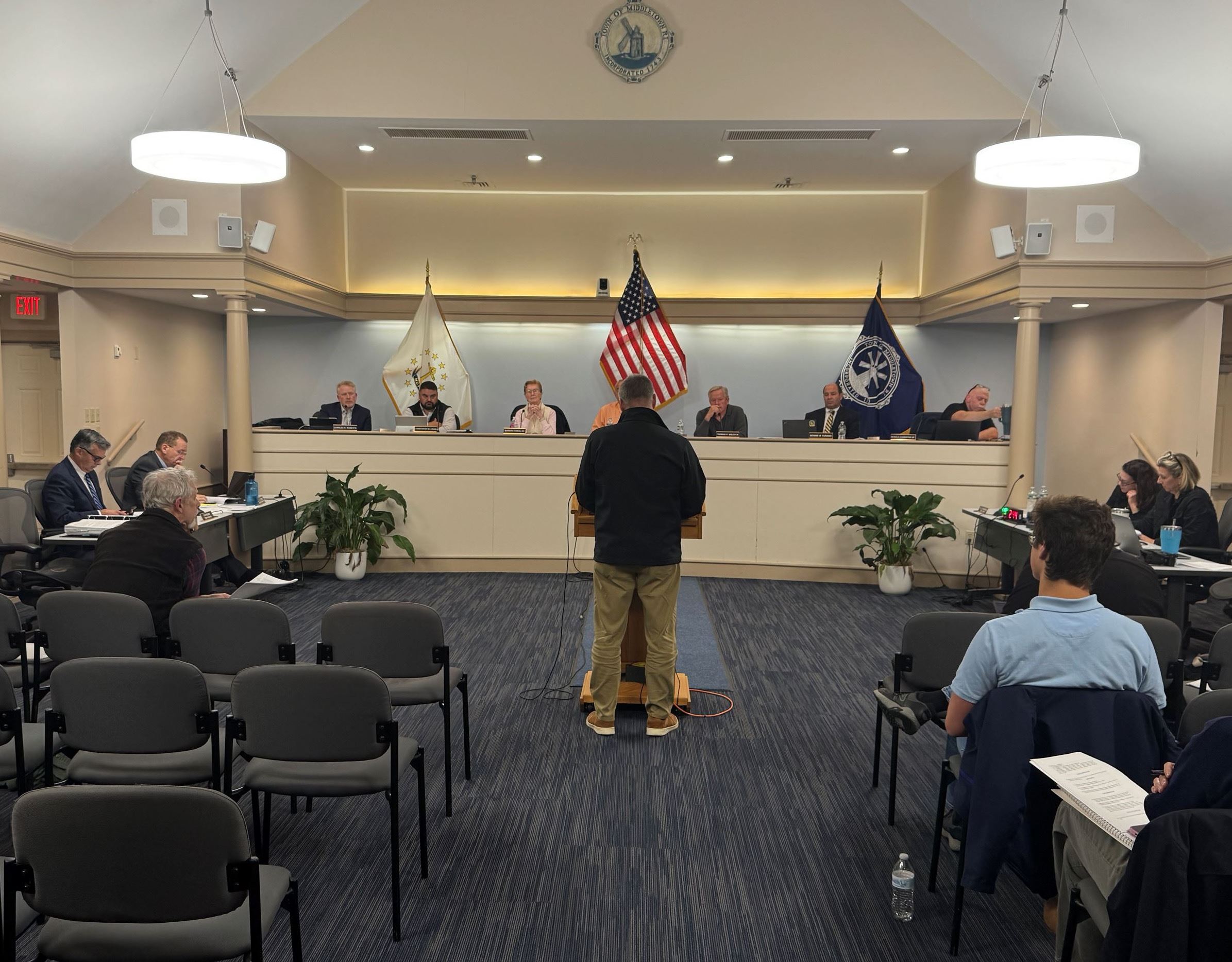 Town Council Okays Regionalization Talks With Newport 102025
