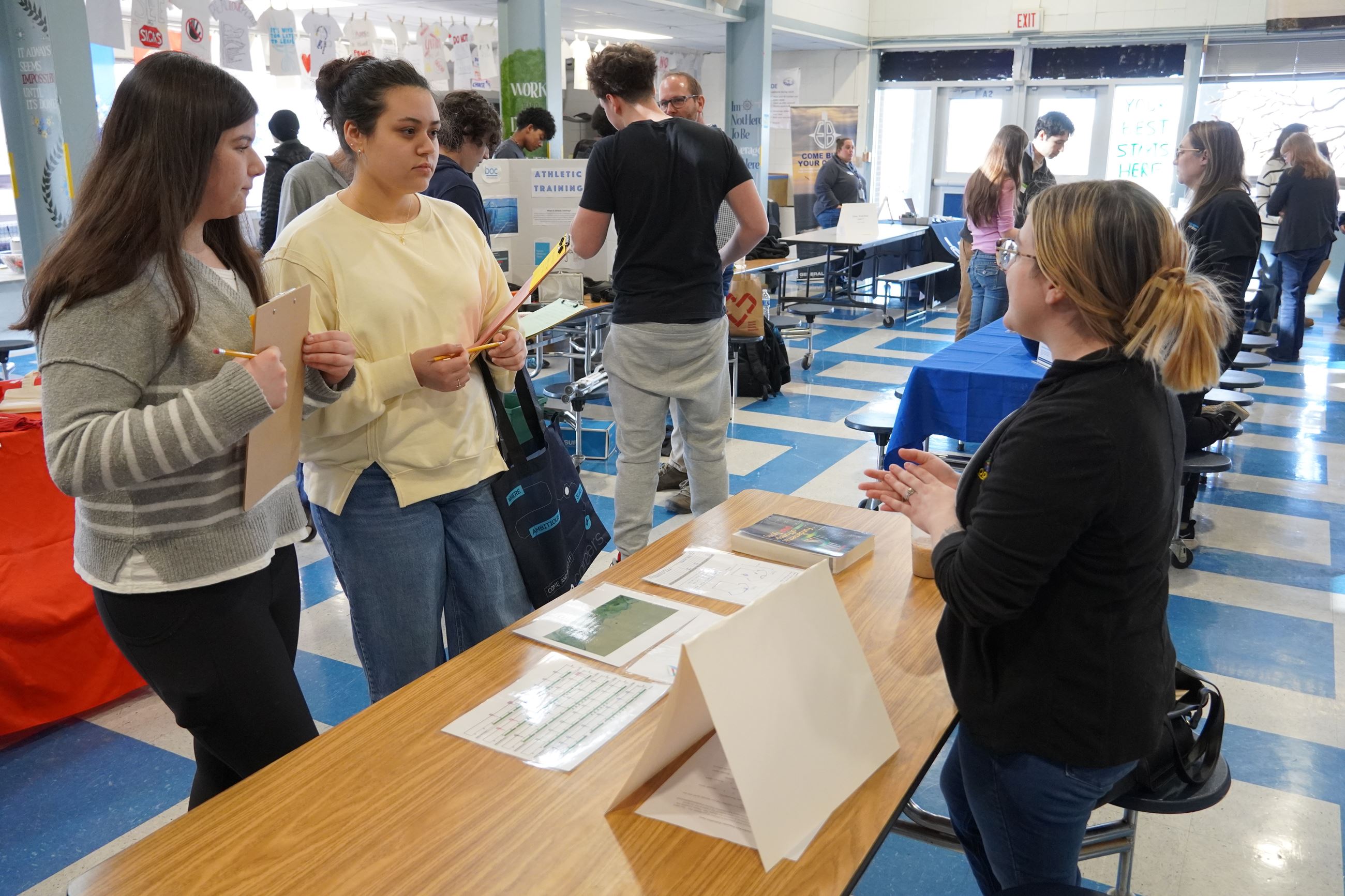 B5653D2D-4D82-404C-8FA2-496457A2D057